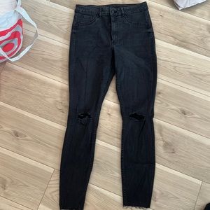 H&M stretchy skinny jeans